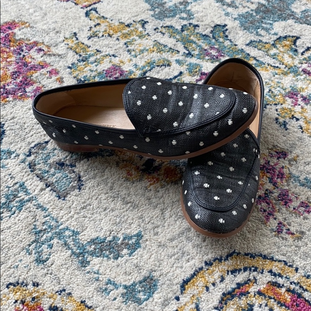 Banana republic black loafers